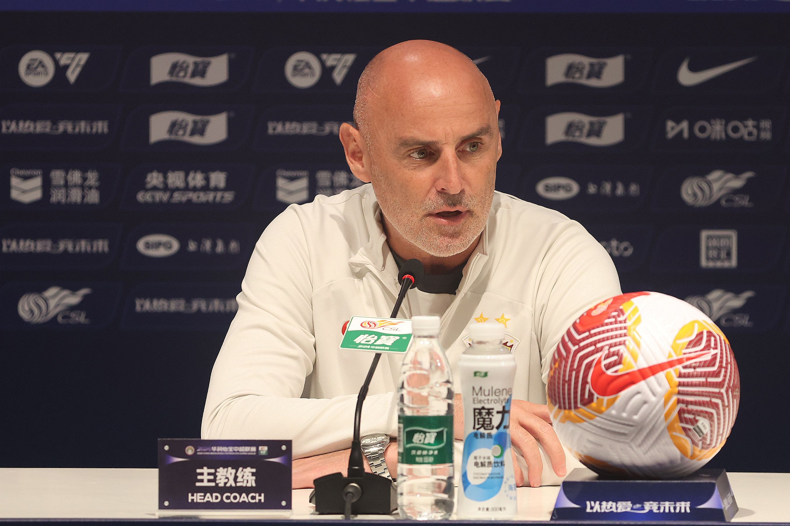 鲁媒:海港很容易被看低,这会给他们相对宽松的环境有利阵容磨合