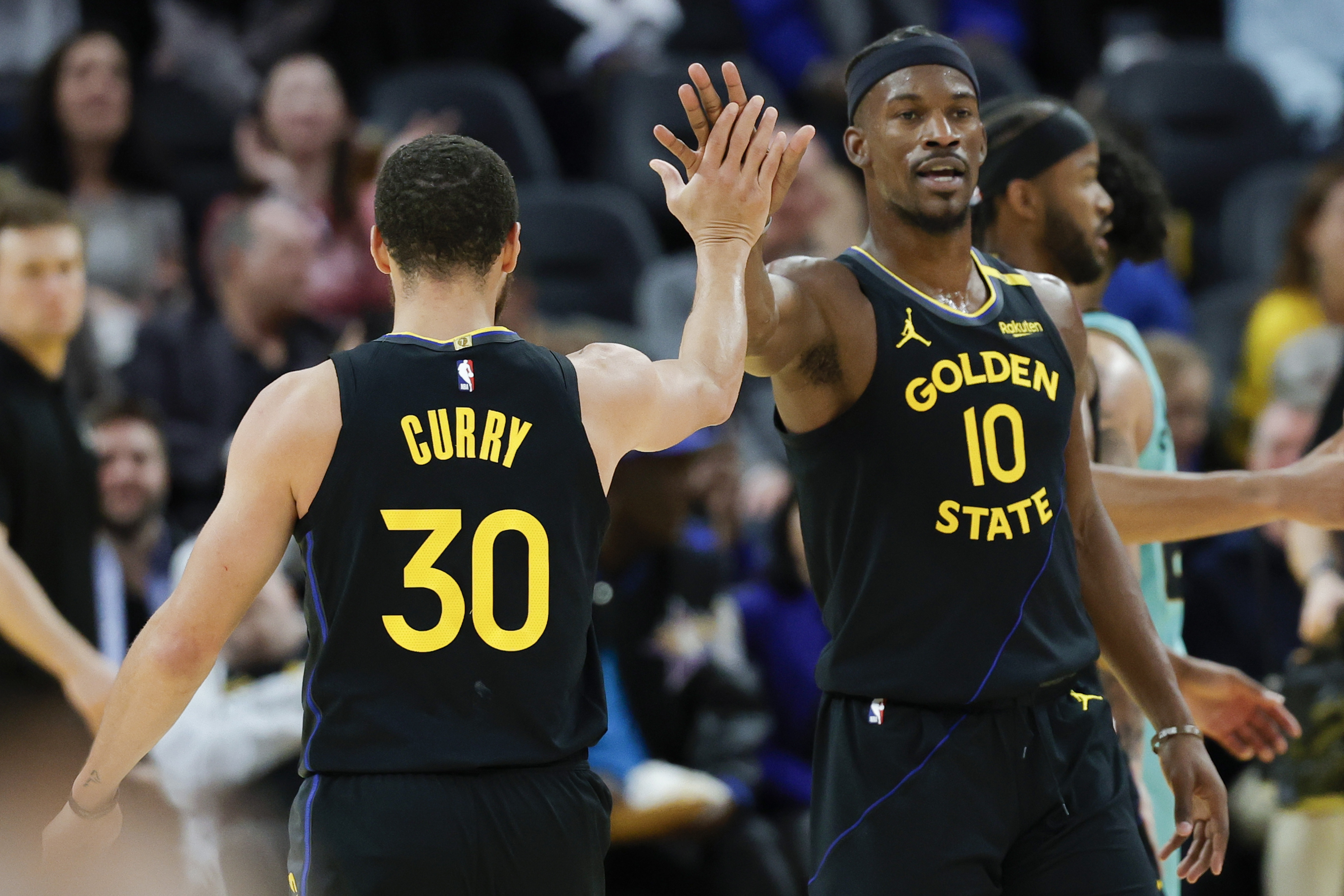 NBA彩经:勇士拆穿魔术 太阳拿下鹈鹕 湖人力擒森林狼